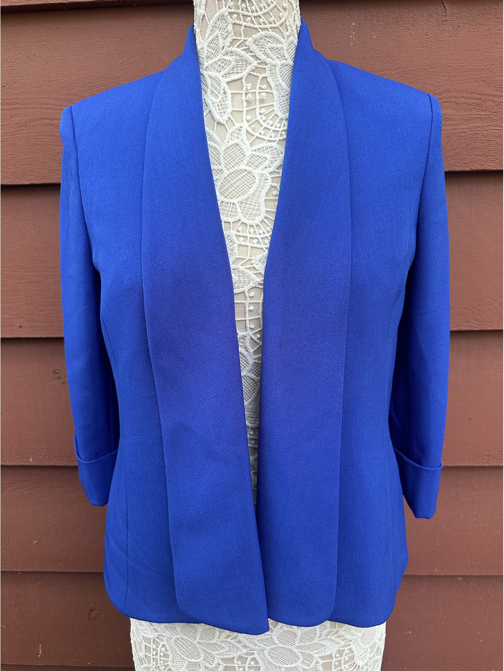 Jones Studio Royal Blue Open Front Blazer and 3/4 Cuffed Sleeves